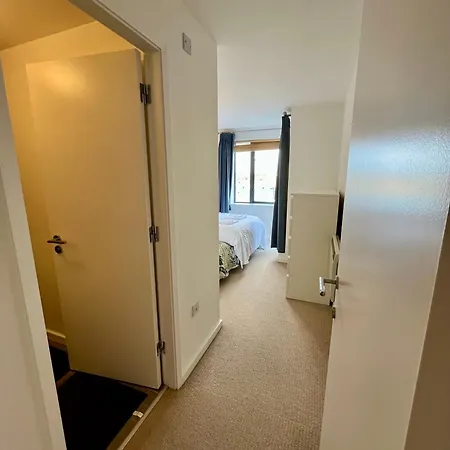 Entire In Exclusive Neighborhood - Comfortably Sleeps Up To 6 Guest Dublin